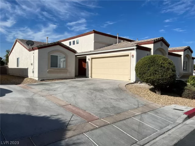 MLS: 2514209 Condo For Sale