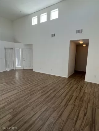 Photo #6: 2514209 Listing 