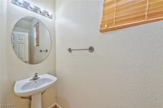 Photo #5: 2514241 Listing 