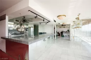 Photo #4: 2514253 Listing 