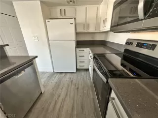 Photo #3: 2514257 Listing 