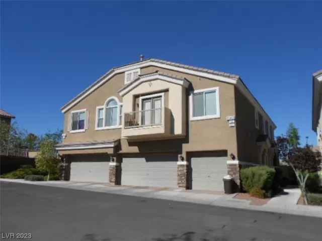 MLS: 2514258 Condo For Sale