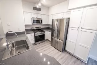 Photo #5: 2514268 Listing 