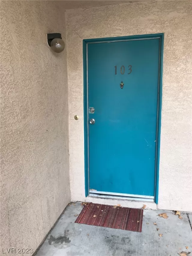 MLS: 2514284 Condo For Sale