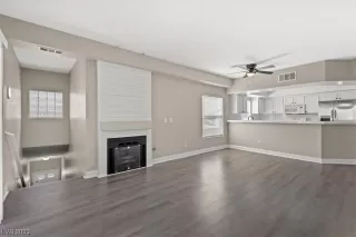 Photo #5: 2514306 Listing