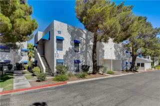 Photo #1: 2514329 Listing 