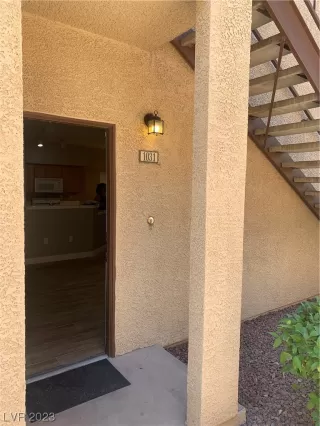 Photo #1: 2514331 Listing 