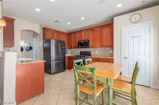 Photo #3: 2514344 Listing 