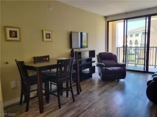 Photo #3: 2514347 Listing 