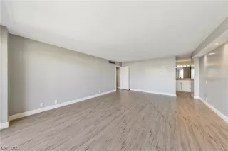 Photo #5: 2514366 Listing 