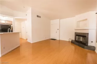 Photo #2: 2514375 Listing 