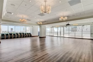 Photo #1: 2514389 Listing