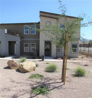 Photo #1: 2514398 Listing