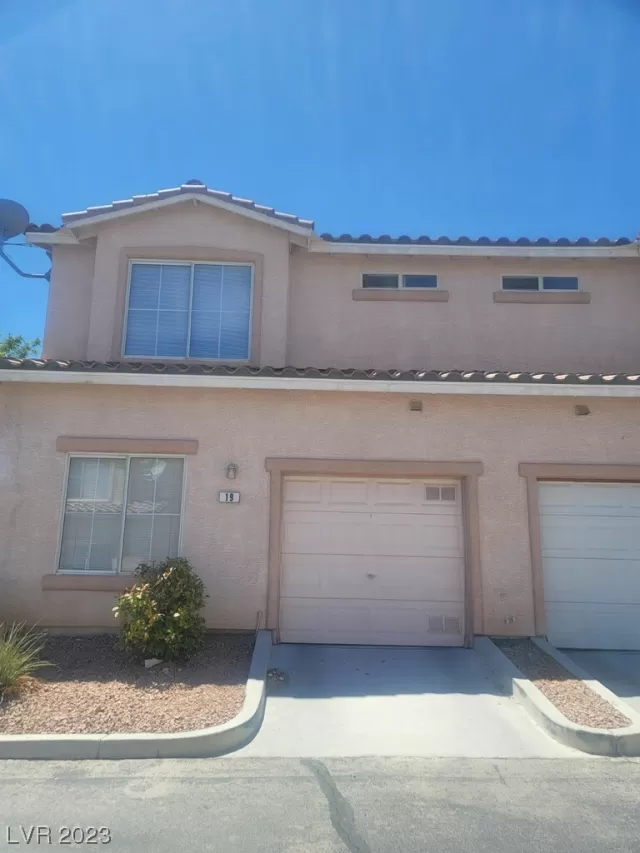 MLS: 2514444 Condo For Sale