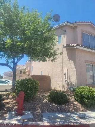 Photo #1: 2514444 Listing 