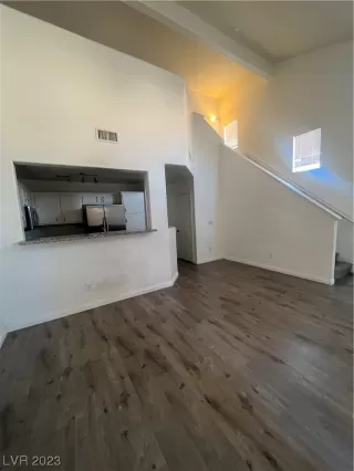 Photo #3: 2514444 Listing 