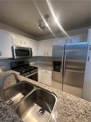 Photo #4: 2514444 Listing 