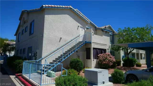 MLS: 2514477 Condo For Sale