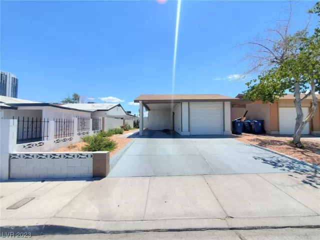 MLS: 2514550 Condo For Sale