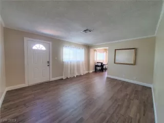 Photo #2: 2514550 Listing 