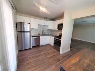 Photo #4: 2514550 Listing 