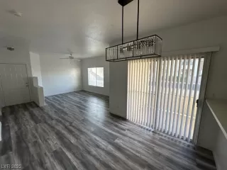 Photo #5: 2514623 Listing 