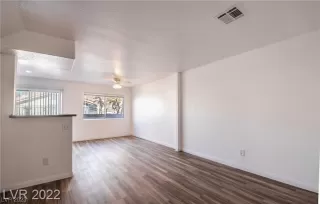 Photo #3: 2514634 Listing