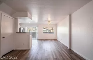 Photo #4: 2514634 Listing