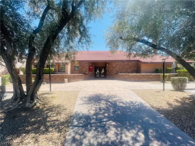 MLS: 2514662 Condo For Sale