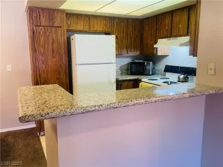 Photo #4: 2514662 Listing 