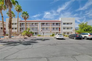 Photo #1: 2514673 Listing 