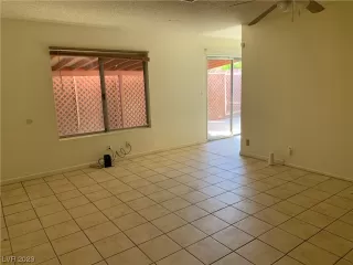 Photo #3: 2514706 Listing