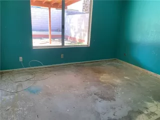 Photo #5: 2514706 Listing