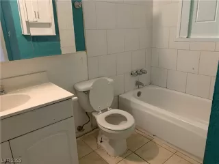 Photo #6: 2514706 Listing