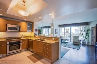 Photo #2: 2514734 Listing