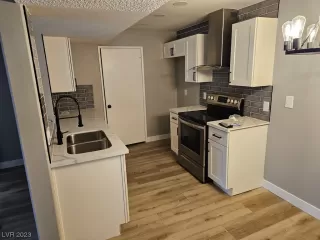 Photo #5: 2514745 Listing 