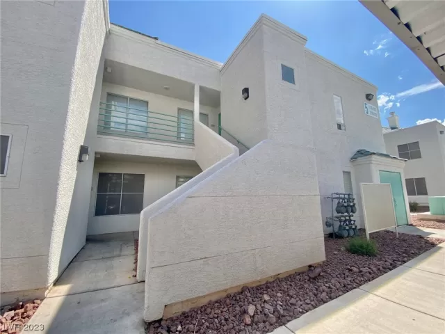 MLS: 2514784 Condo For Sale