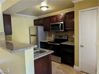 Photo #5: 2514791 Listing 