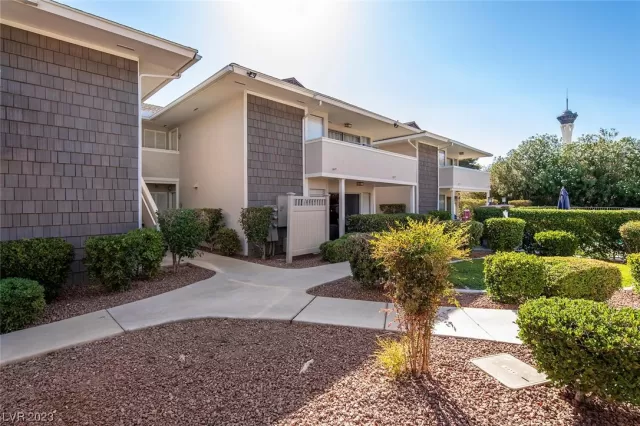 MLS: 2514799 Condo For Sale