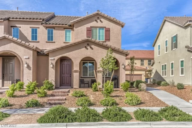MLS: 2514804 Condo For Sale