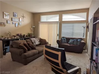 Photo #5: 2514808 Listing