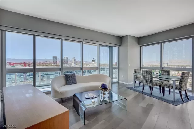 MLS: 2514826 Condo For Sale