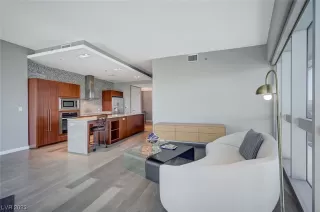 Photo #3: 2514826 Listing 