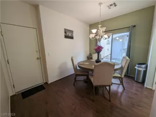 Photo #5: 2514829 Listing