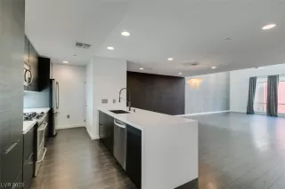 Photo #6: 2514833 Listing 