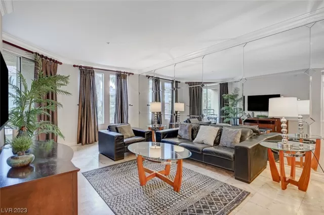 MLS: 2514847 Condo For Sale