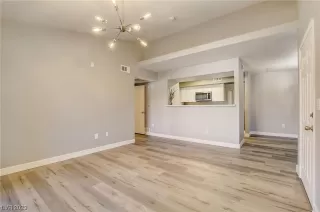 Photo #4: 2514853 Listing 