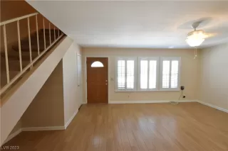 Photo #6: 2514871 Listing