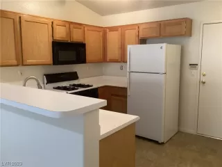 Photo #3: 2514935 Listing 