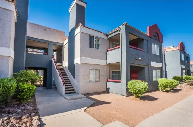 MLS: 2514939 Condo For Sale